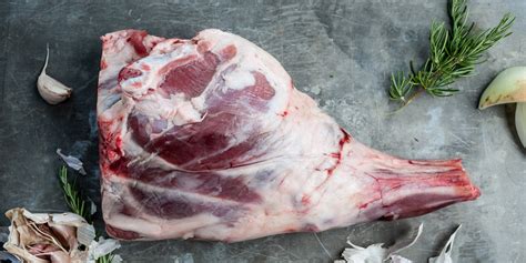 leg-of-lamb-recipes-roast-leg-of-lamb-great-british-chefs image