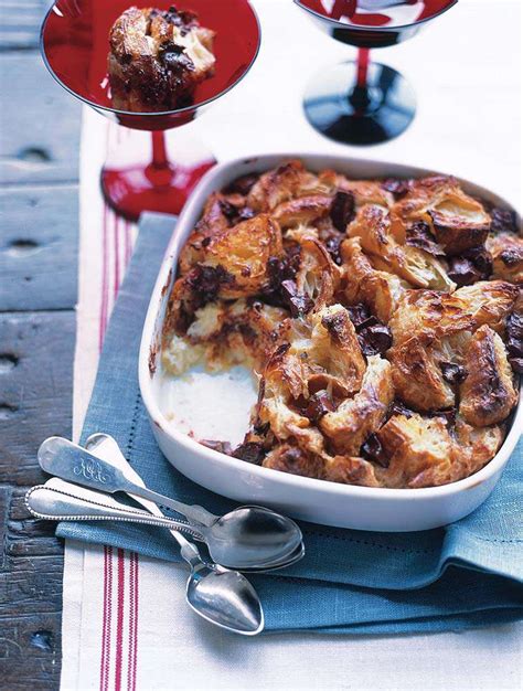 croissant-and-chocolate-bread-pudding-recipe-real image