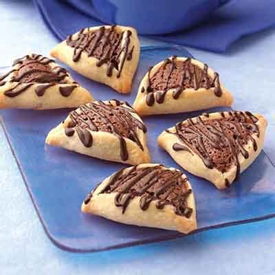 chocolate-vanilla-triangles-recipe-land-olakes image