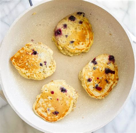 blueberry-flax-seed-pancakes-foodbyjonister image