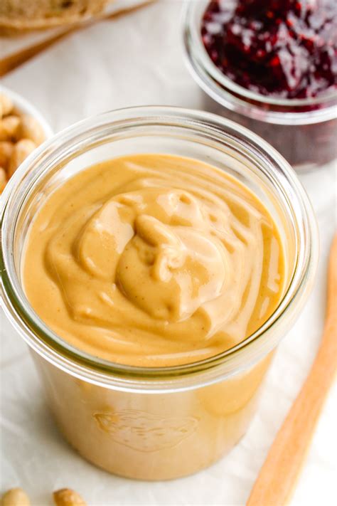 how-to-make-peanut-butter-in-only-5-minutes-1 image