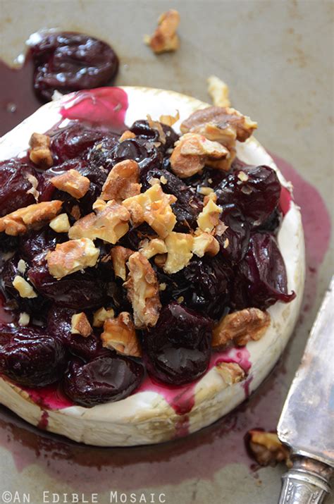 20-minute-elegant-baked-brie-recipe-with-honeyed-grapes image