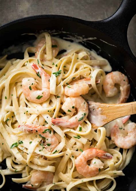 creamy-garlic-prawn-pasta-recipetin-eats image