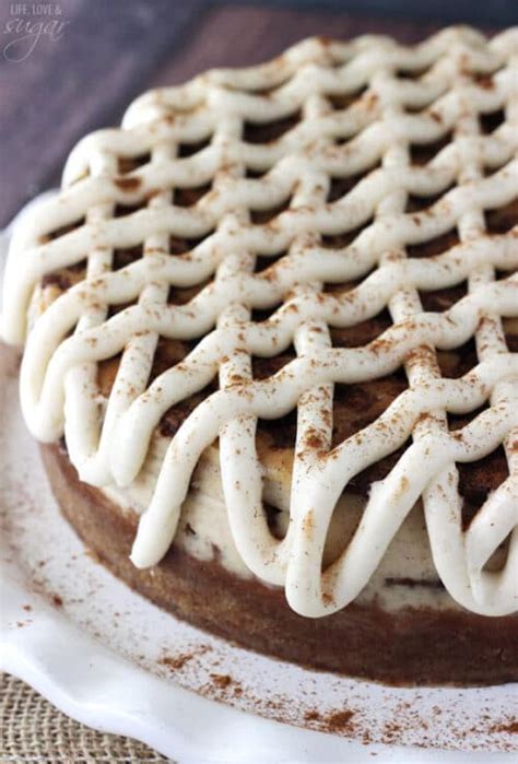 cinnamon-roll-cheesecake-the-best-homemade image