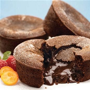 molten-spiced-chocolate-cabernet-cakes-food-channel image