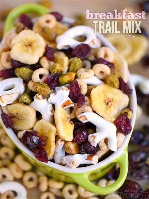 breakfast-trail-mix-mom-on-timeout image