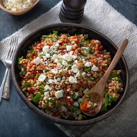 farro-and-tomato-salad-ready-set-eat image