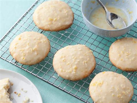 lemon-ricotta-cookies-with-lemon-glaze image