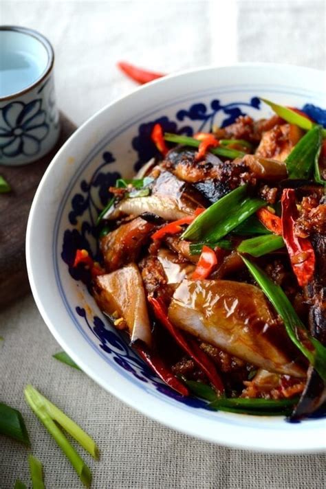 chinese-eggplant-with-garlic-sauce-the-woks-of-life image