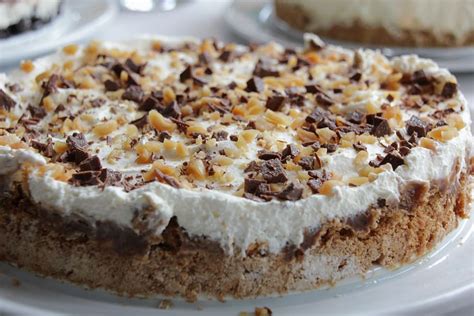 snickers-ice-cream-pie-recipe-recipesnet image