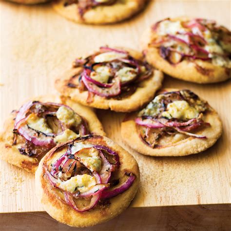 red-onion-and-gorgonzola-flatbread-recipe-myrecipes image