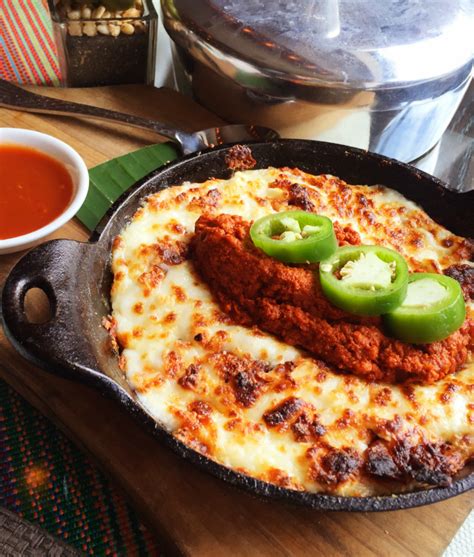 queso-fundido-con-chorizo-mexican-cuisine image