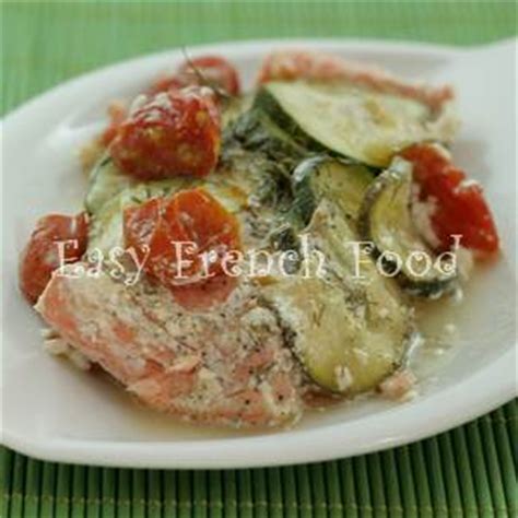 salmon-en-papillote-easy-french-food image