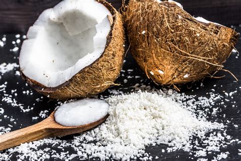 how-to-make-healthy-homemade-coconut-chips image