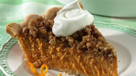 streusel-topped-pumpkin-pie-recipe-pillsburycom image