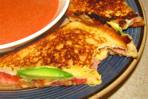 how-to-make-grilled-cheese-sandwiches-for-a-crowd image