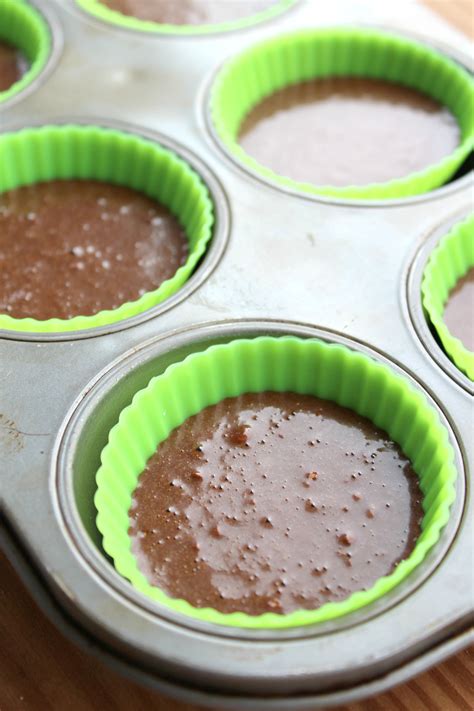 thin-mint-cupcakes-girl-scout-cookie-copycat-my image