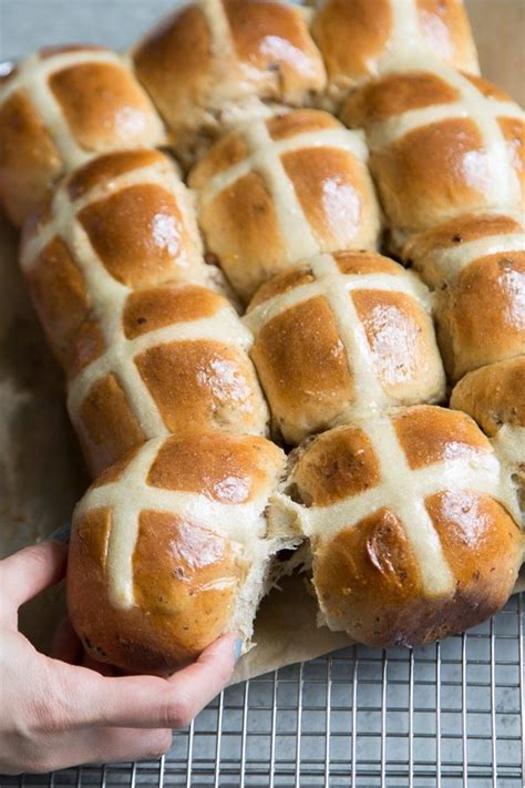 hot-cross-buns-recipe-girl image