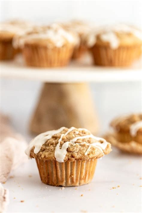 apple-muffins-with-crumb-topping-live-well-bake-often image