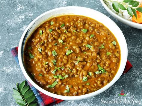 green-gram-curry-mung-beans-curry-swasthis image