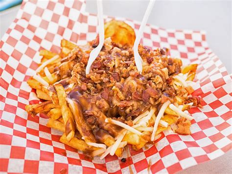 23-traditional-canadian-foods-you-need-to-try-where image
