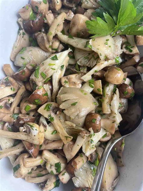 raw-mushroom-salad-with-garlic-and-parsley image