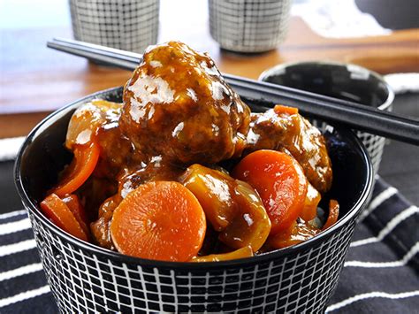 slow-cooker-sweet-sour-meatballs-slow-cooking image