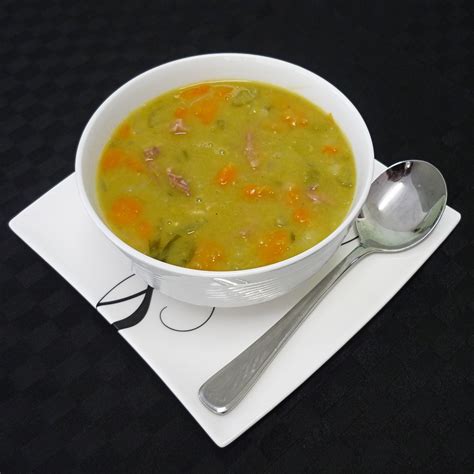 moms-split-pea-ham-soup image