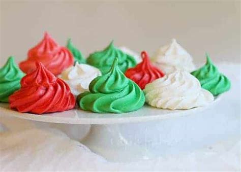 christmas-meringue-cookies-i-am-baker image