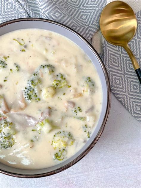 creamy-broccoli-mushroom-soup-appetizers image