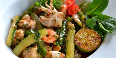 vietnamese-seafood-stir-fry-recipe-great-british-chefs image
