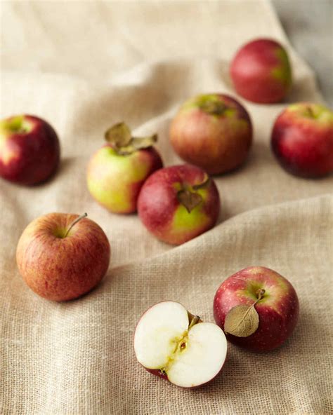 best-apple-dessert-recipes-martha-stewart image