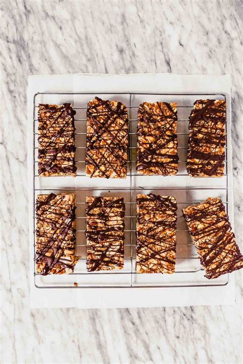 healthy-date-granola-bars-zestful-kitchen image