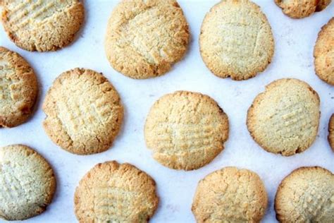 low-carb-gingersnap-cookies-perfect-keto image