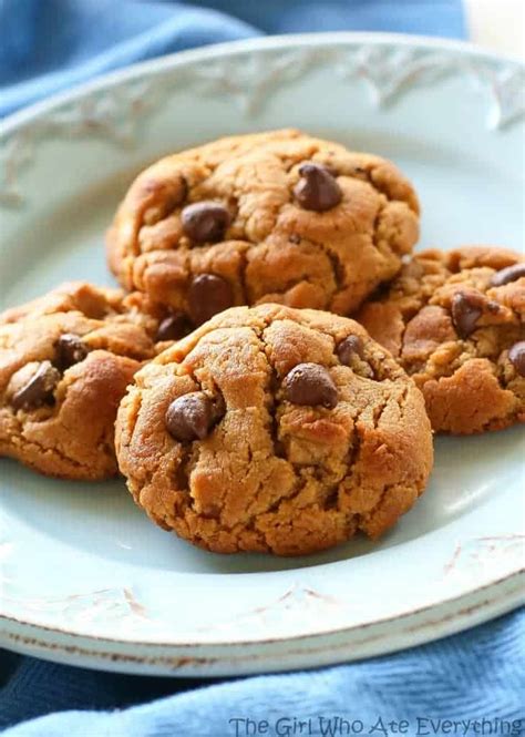 5-ingredient-peanut-butter-chocolate-chip-cookies image