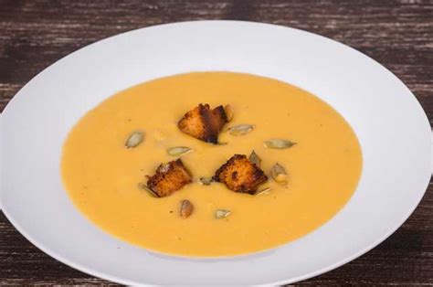 easy-pumpkin-and-apple-soup-recipe-pennys image