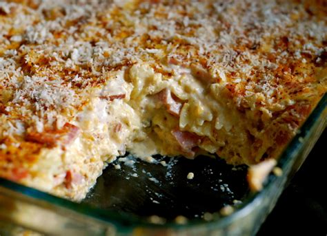 grandmas-creamy-ham-cheese-pasta-hotdish image