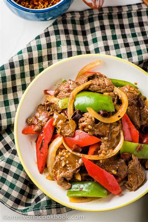 spicy-beef-stir-fry-with-pepper-omnivores-cookbook image