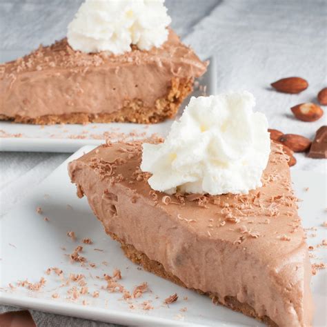 chocolate-almond-hershey-bar-pie image