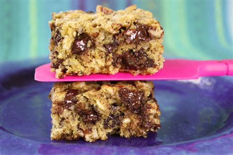healthy-dark-chocolate-oatmeal-bars-oat-bars-jenny image