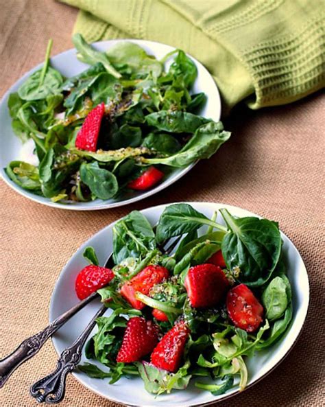 the-only-strawberry-spinach-salad-recipe-youll-ever image