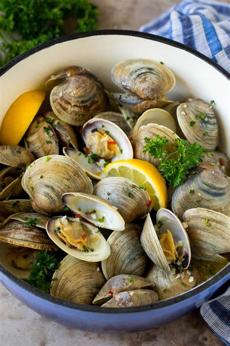 steamed-clams-with-garlic-butter-recipe-recipesnet image