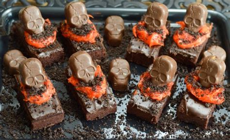 skeleton-graveyard-brownies-mommy-hates-cooking image