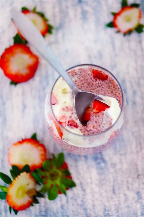strawberry-chia-seed-pudding-bowl-of-delicious image