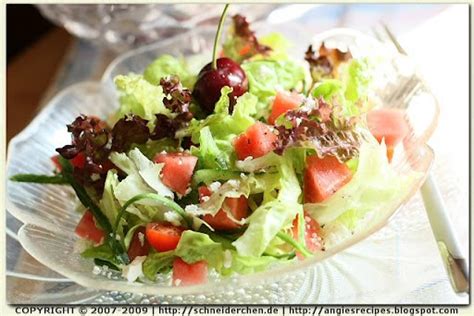 watermelon-leaf-lettuce-salad-with-light-feta-blogger image