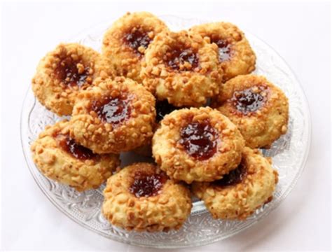 peanut-butter-biscuits-with-jelly-recipe-american image