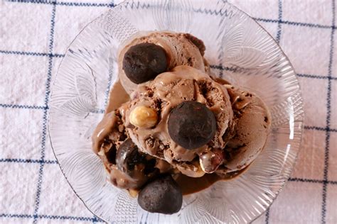 gianduja-hazelnut-chocolate-truffle-ice-cream image