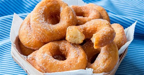 frittelle-ciambelle-italian-doughnuts image