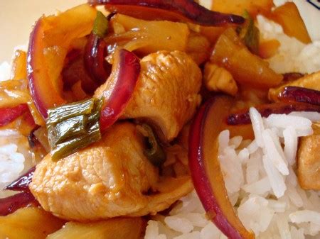 sweet-and-sour-chicken-with-pineapple-and-red-onion image