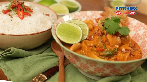 thai-red-curry-chicken-with-coconut-rice-love-food image